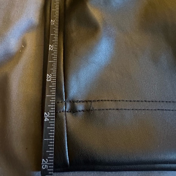 Wide Leg Faux Leather Pants large - Picture 6 of 7
